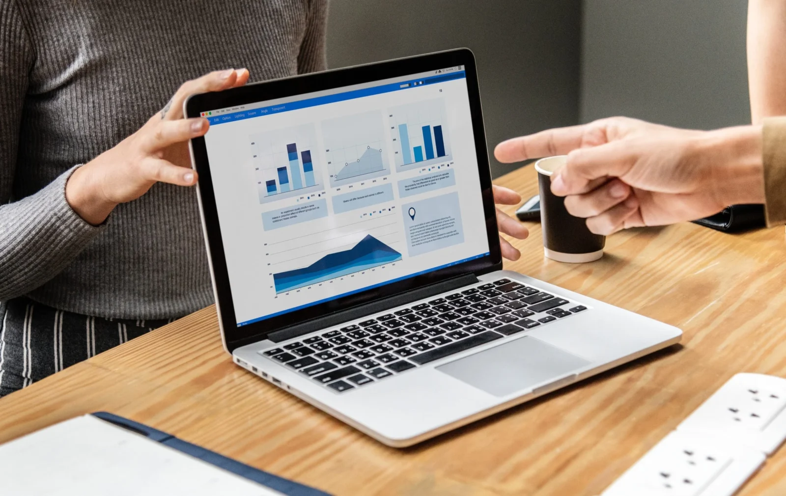 Why Mobile-Friendly Websites Are a Must